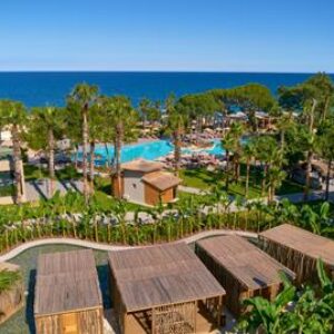 Balmy Beach Resort